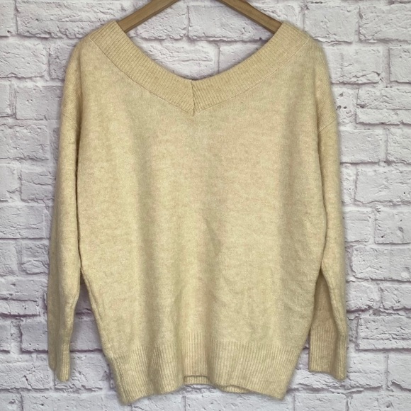 Topshop Double V-Neck Sweater - Picture 9 of 9